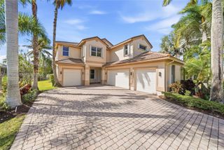 1887 Harbor View Cir, Weston, FL 33327