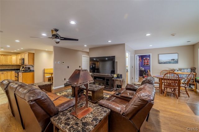 334 State Route 49, Constantia, NY 13042