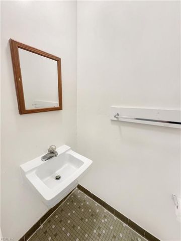 408 Hustings Ln Unit D, Newport News, VA 23608