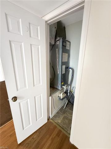 408 Hustings Ln Unit D, Newport News, VA 23608