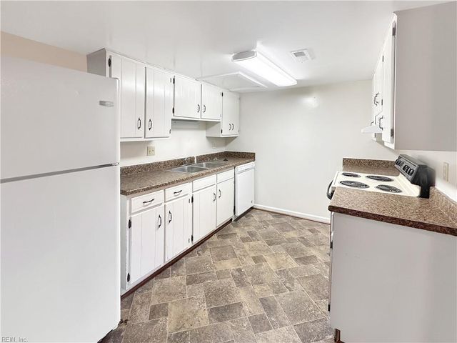 408 Hustings Ln Unit D, Newport News, VA 23608