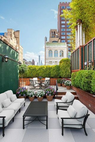 7 E 80th Street, New York City, NY 10075