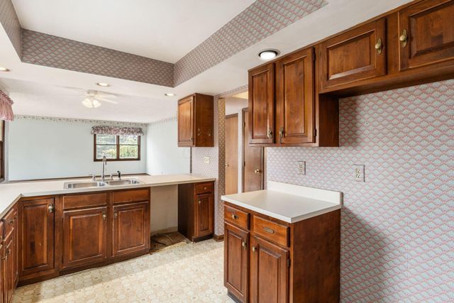 1075 Carousel Court, Westerville, OH 43081