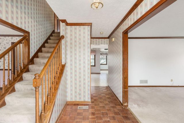 1075 Carousel Court, Westerville, OH 43081