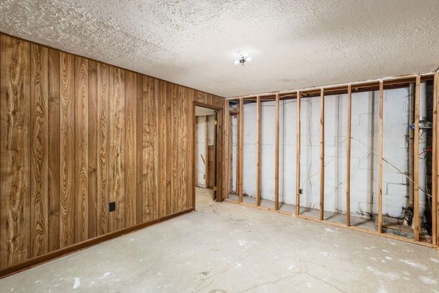 1075 Carousel Court, Westerville, OH 43081