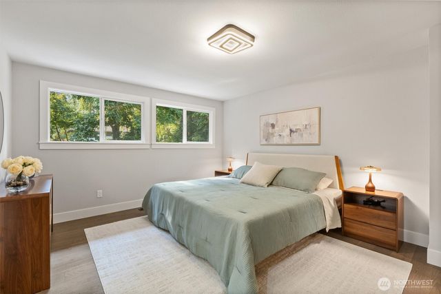 10345 36th Avenue NE, Seattle, WA 98125