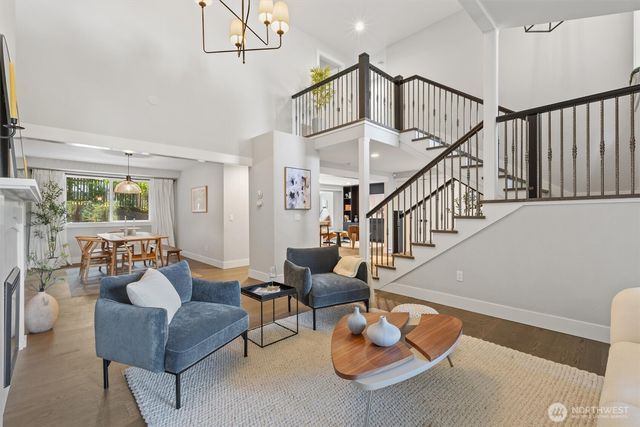 10345 36th Avenue NE, Seattle, WA 98125