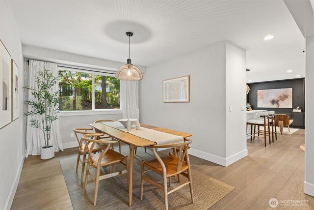 10345 36th Avenue NE, Seattle, WA 98125