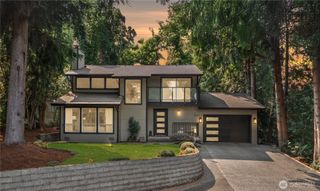 10345 36th Avenue NE, Seattle, WA 98125