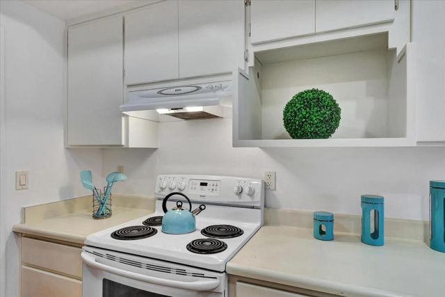 5302 Cribari, San Jose, CA 95135