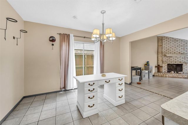 6610 Northleaf Drive, Houston, TX 77086