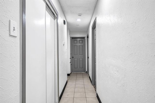 6610 Northleaf Drive, Houston, TX 77086