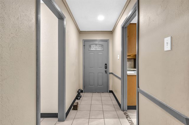 6610 Northleaf Drive, Houston, TX 77086