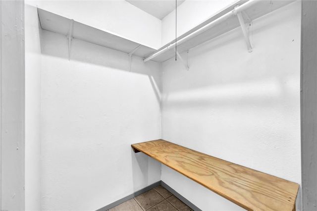 6610 Northleaf Drive, Houston, TX 77086