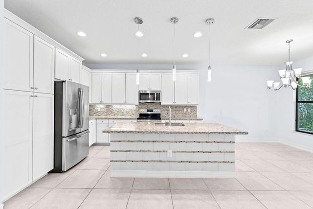 8101 Ironstone Drive, Delray Beach, FL 33446