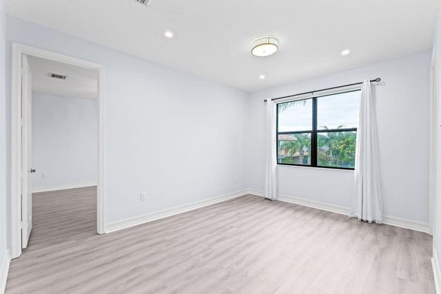 8101 Ironstone Drive, Delray Beach, FL 33446