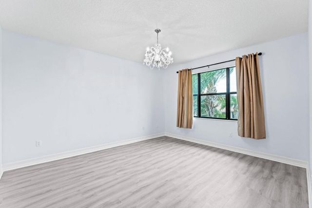 8101 Ironstone Drive, Delray Beach, FL 33446