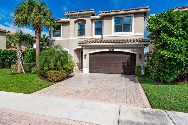 8101 Ironstone Drive, Delray Beach, FL 33446