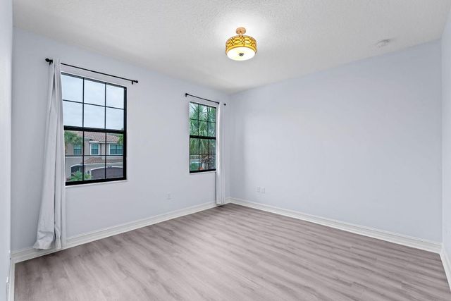 8101 Ironstone Drive, Delray Beach, FL 33446