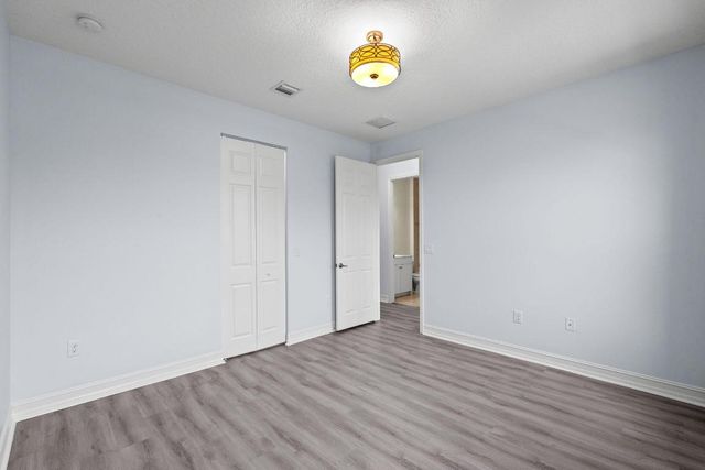 8101 Ironstone Drive, Delray Beach, FL 33446