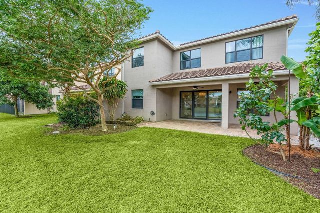 8101 Ironstone Drive, Delray Beach, FL 33446