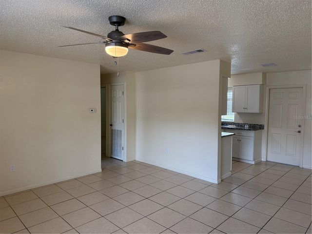 824 S LONE OAK DRIVE b, Leesburg, FL 34748