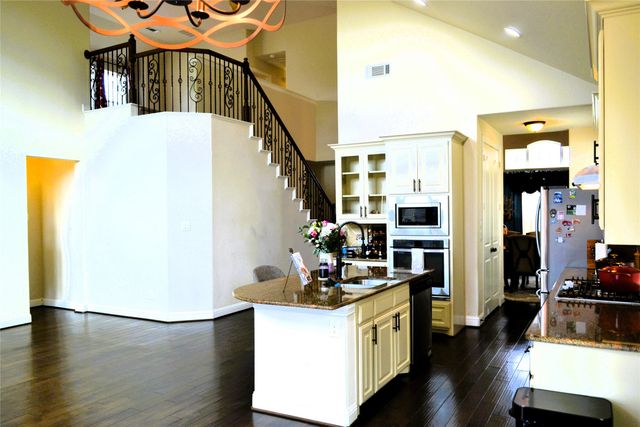 302 Daylily Drive, Wylie, TX 75098