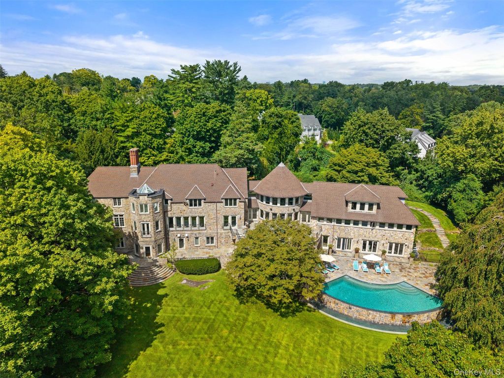 383 Woodlands Road, Harrison, NY 10528 — exterior