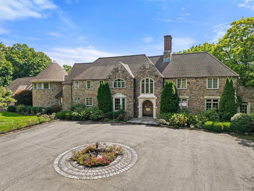 383 Woodlands Road, Harrison, NY 10528 — photo 2