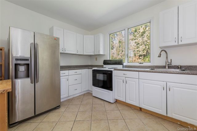 7157 Douglaston Parkway, Little Neck, NY 11362