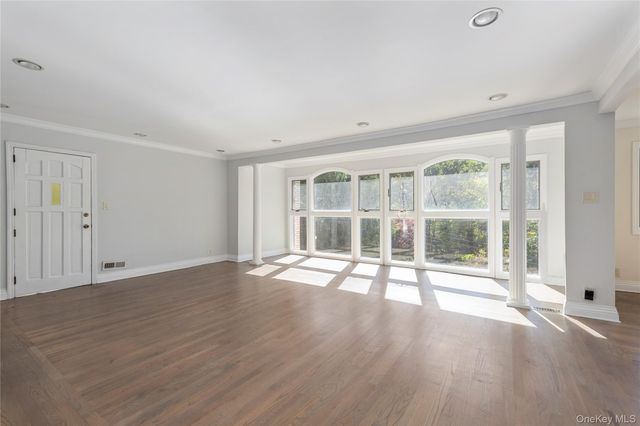 7157 Douglaston Parkway, Little Neck, NY 11362
