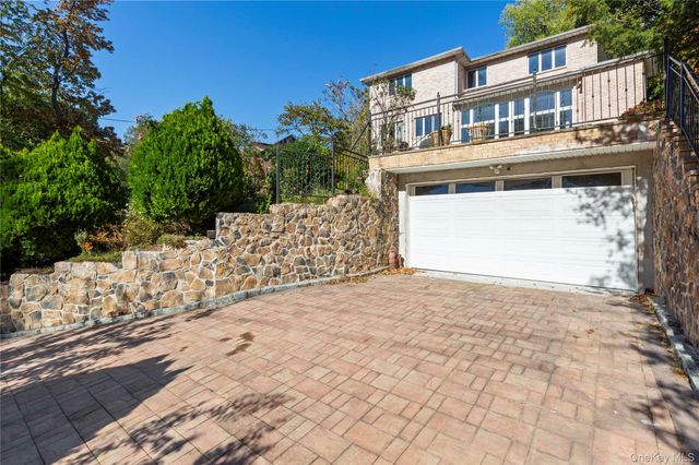 7157 Douglaston Parkway, Little Neck, NY 11362