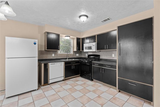 1103 Haines Drive, College Station, TX 77840