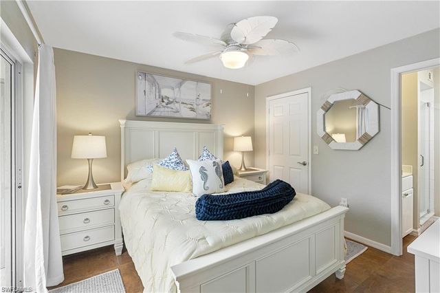 4112 Covey RUN 2A, Naples, FL 34109