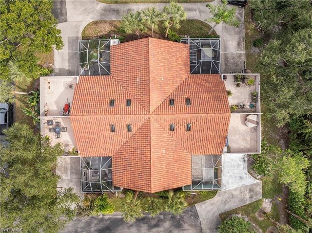 4112 Covey RUN 2A, Naples, FL 34109