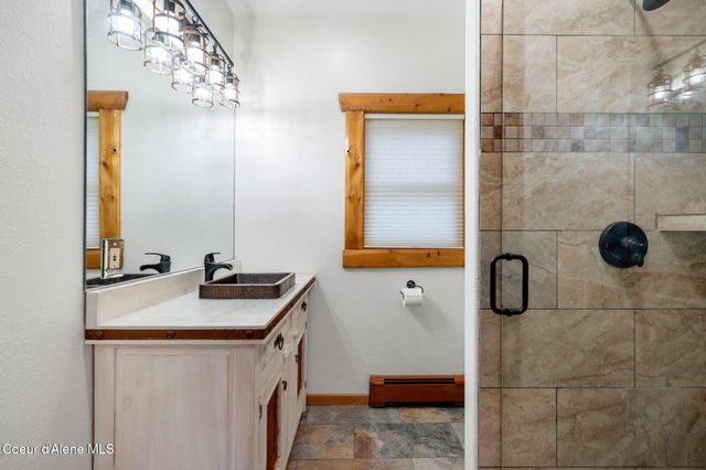 58250 Hwy 200, Clark Fork, ID 83811