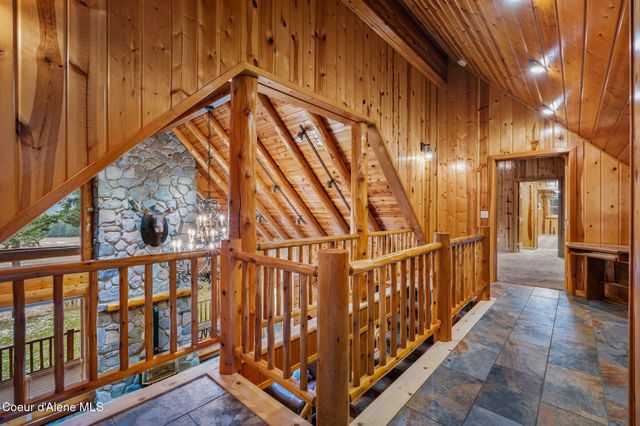 58250 Hwy 200, Clark Fork, ID 83811