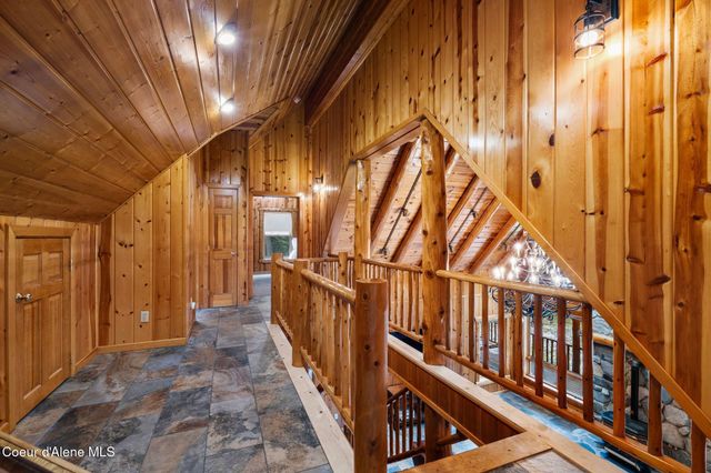 58250 Hwy 200, Clark Fork, ID 83811