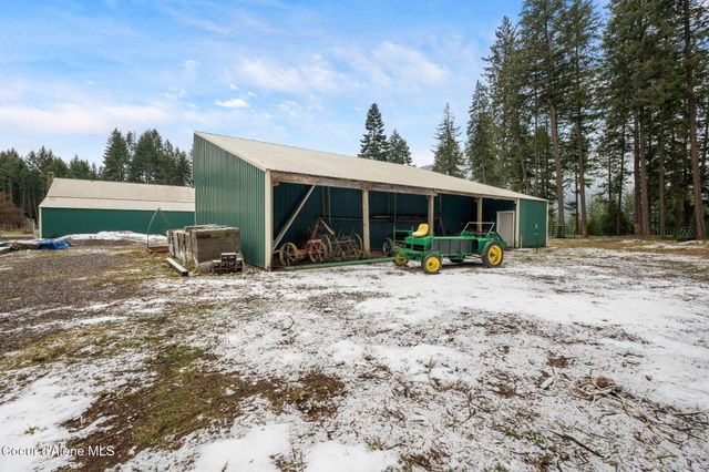 58250 Hwy 200, Clark Fork, ID 83811