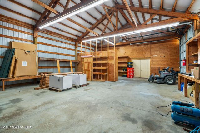 58250 Hwy 200, Clark Fork, ID 83811