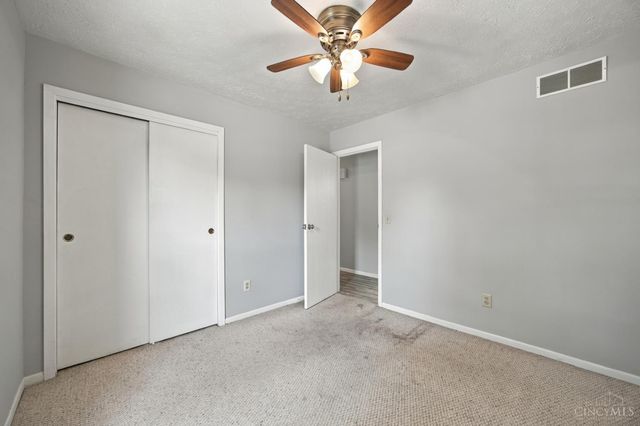 5894 Red Oak Drive, Fairfield, OH 45014