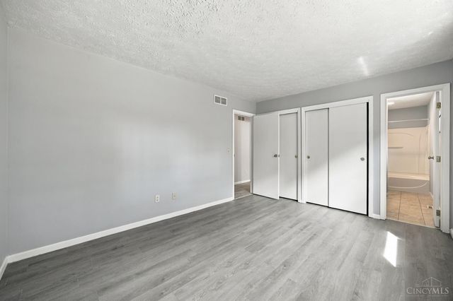 5894 Red Oak Drive, Fairfield, OH 45014