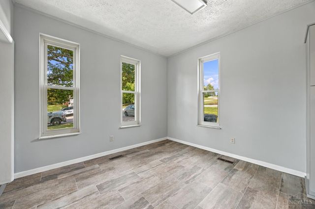 5894 Red Oak Drive, Fairfield, OH 45014