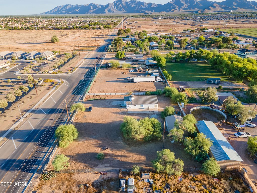 Image 32 of property listing at 3016 S 107TH Avenue, Tolleson, AZ 85353