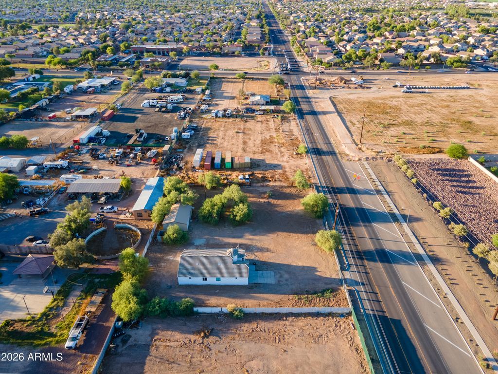Image 35 of property listing at 3016 S 107TH Avenue, Tolleson, AZ 85353