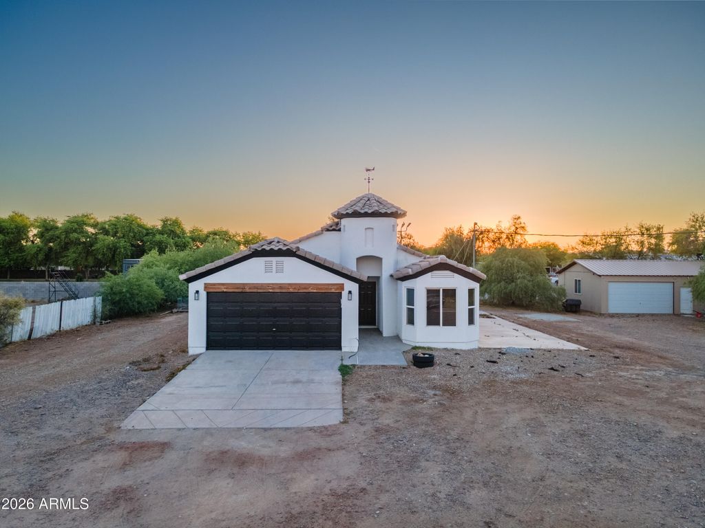 Image 38 of property listing at 3016 S 107TH Avenue, Tolleson, AZ 85353