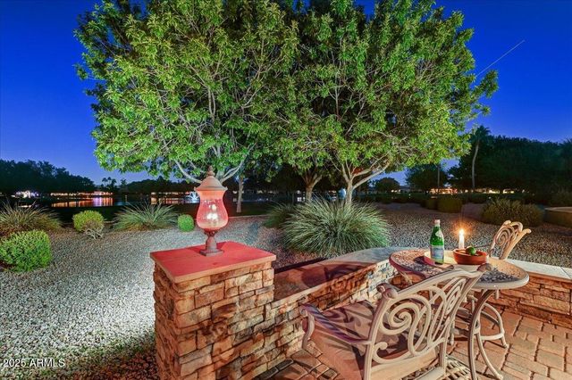 8828 E SUNRIDGE Drive, Sun Lakes, AZ 85248