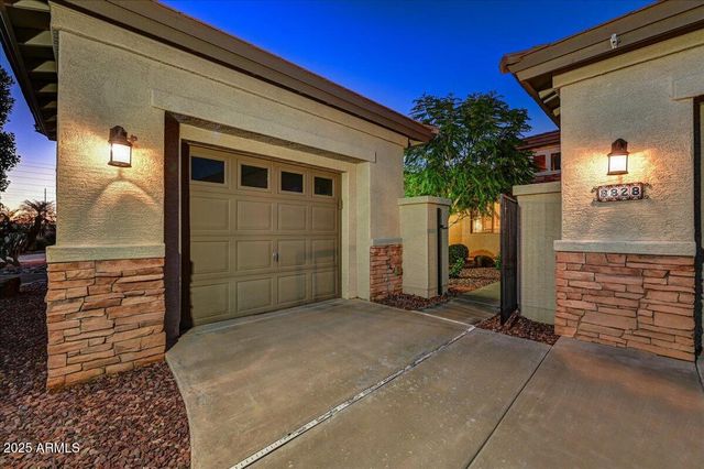 8828 E SUNRIDGE Drive, Sun Lakes, AZ 85248