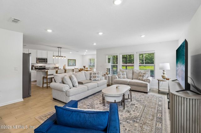 11227 ROBERT MASTERS Court, Jacksonville, FL 32218