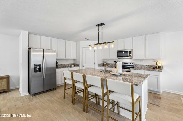 11227 ROBERT MASTERS Court, Jacksonville, FL 32218